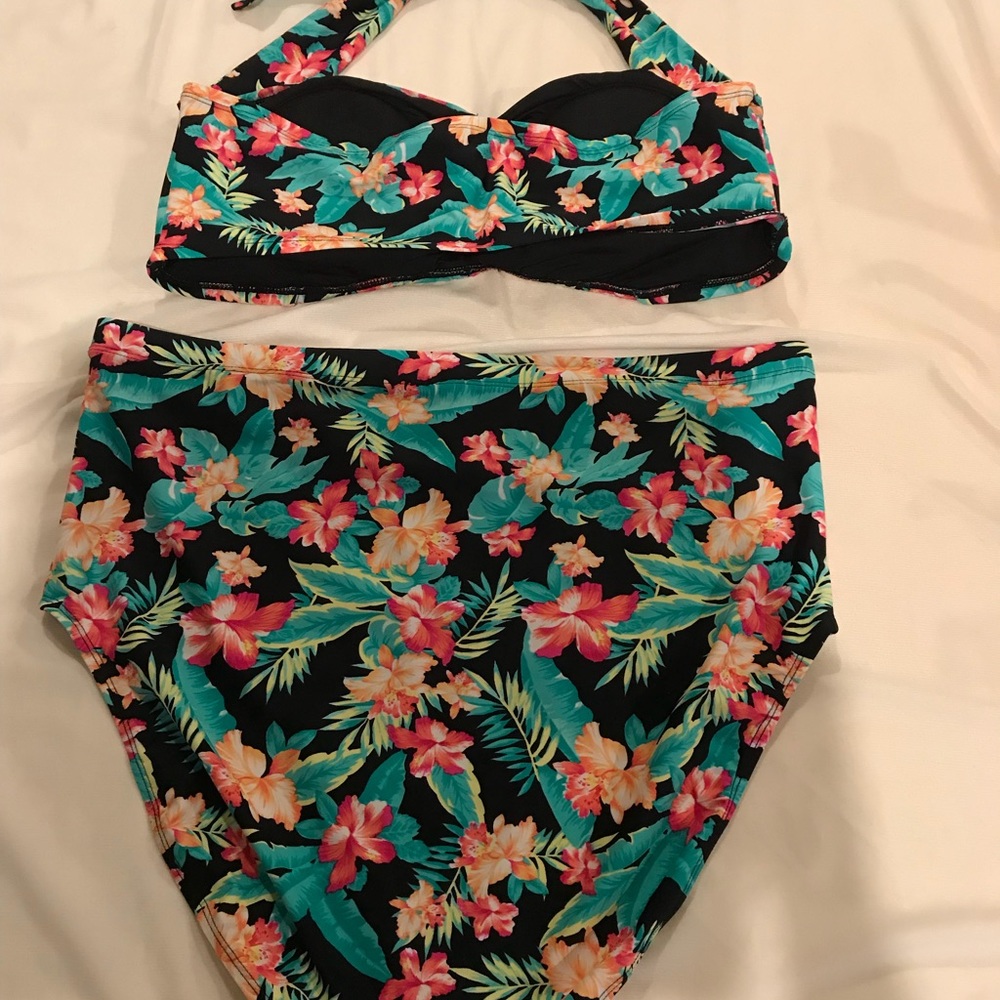 Forever21+ sexy high waisted retro pin-up bikini